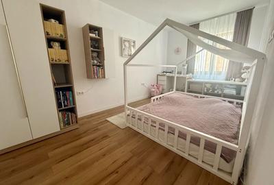 Casă cu 4 camere în Sadu - 8