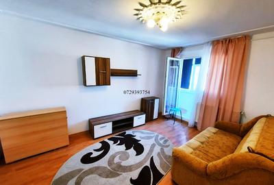 PREFER MSG PE WHATAPP !!!  Apartament 2 camere decomandat PODU ROS- PALAS  - 400 - 2