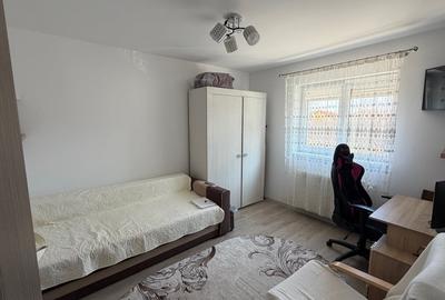 Apartament cu 3 camere decomandat în Metalurgiei - 9