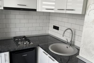 Garsoniera La Cheie, zona Centrala, etaj intermediar - 3