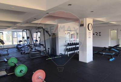 Spațiu comercial, de 202.35000610352 mp, în Central - 16