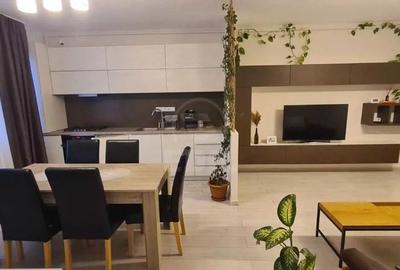 Apartament cu 3 camere semidecomandat în Central - 1