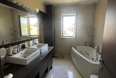 Imobil langa Cora, sos. Alexandriei, P+1+ M, 345mp, anexe 240mp, curte 2450mp - 9