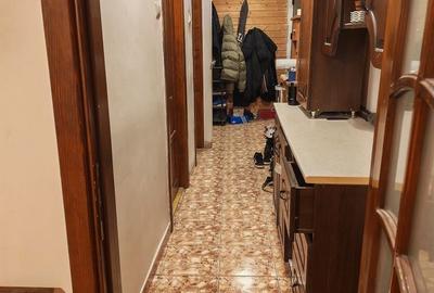 Apartament cu 4 camere semidecomandat în Rovine - 2