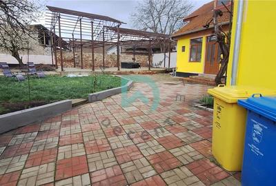 Casă individuală cu 4 camere cu Canalizare în Cristian - 1