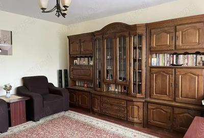 Vand Apartament 3 camere - 1