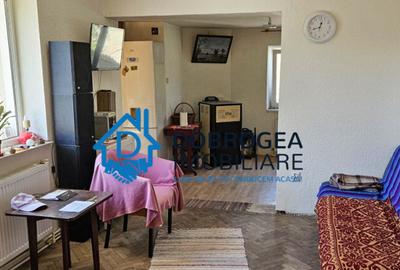 ZONA CENTRALA - CASA 3 CAMERE, TEREN 360 MP