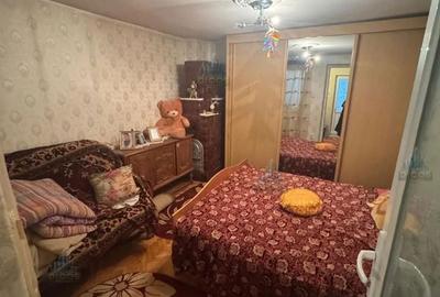 Casă cu 3 camere în Uiești - 18