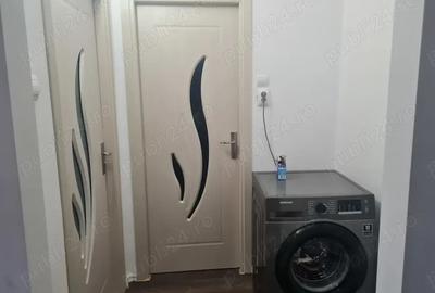 Vand apartament 2 camere zona Scoala 11 - 2