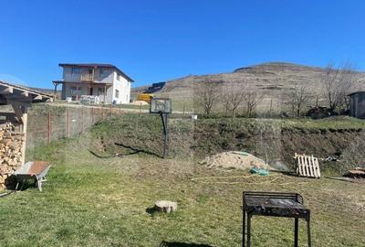 Casa cu 4 camere, 600 mp de teren, Campenesti - 17
