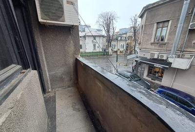 De vânzare: apartament cu 2 camere, pe Calea Dorobanților - 10