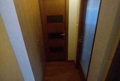 Apartament cu 3 camere decomandat în Tractorul - 7