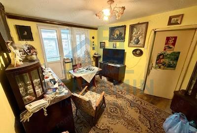 Apartament cu 3 camere semidecomandat în Calea București - 3