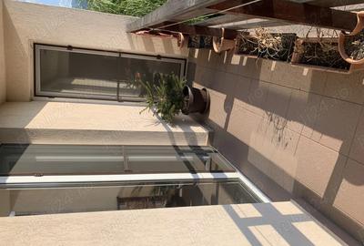 Proprietar vand urgent-Coresi-ap 2 camere-58mp-curte-parcare-boxa-2012 - 3