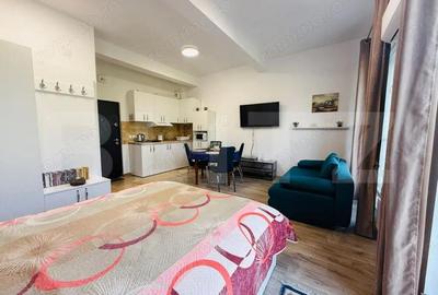 Garsonieră decomandată în Central - 8