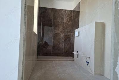 Casă cu 5 camere cu Teren 300 Mp în Central - 3