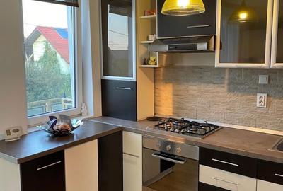 Apartament cu 3 camere decomandat în 7 Noiembrie - 1
