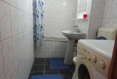 Apartament 1 camera decomandat intr-un bloc de apartamente in Confectii, renovat, mobilat - 2