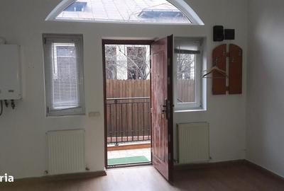 Casă cu 4 camere cu Teren 234 Mp în Central - 4