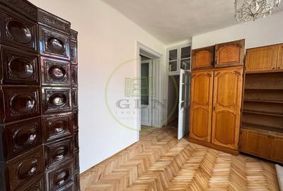 Casă individuală cu 4 camere cu Canalizare în Semicentral - 8