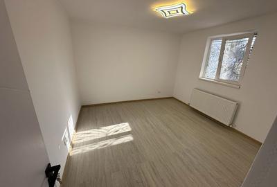 Casă cu 4 camere în Cumpăna