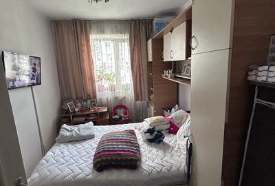 Apartament cu 3 camere decomandat în Viziru 3 - 3