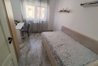 Apartament cu 4 camere decomandat în Central - 7