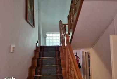 Casă cu 4 camere cu Teren 145 Mp în Ultracentral - 1