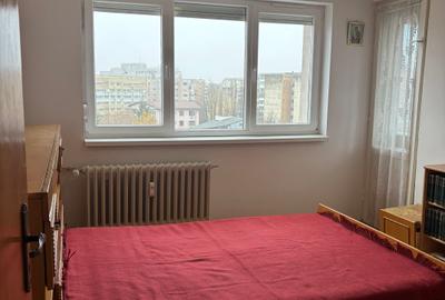 Apartament cu 3 camere, mobilat în Gorjului