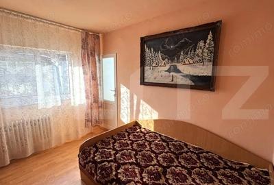 Apartament cu 3 camere decomandat în Independenței - 4