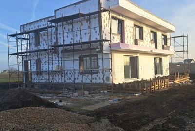 Ansamblu rezidențial exclusivist – duplexuri spațioasegrădini mari 1 Decembrie - 12