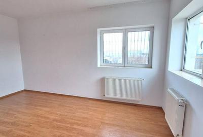 Casă cu Teren 2500 Mp în Frumușani - 8