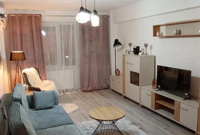 Inchiriez apartament 3 camere - 4