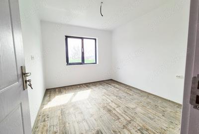 Casă cu 4 camere cu Teren 500 Mp în Drăganu - 1