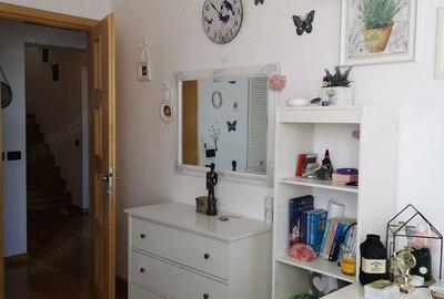 Casă cu 8 camere cu Teren 179 Mp în Craiter - 3