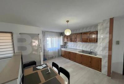Apartament cu 4 camere decomandat în Central - 1