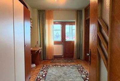 Apartament cu 4 camere decomandat în Central - 7