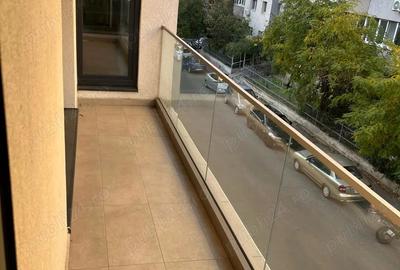 Inchiriez apartament 2 camere dristor - 2