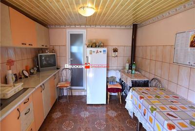 Casă cu 3 camere cu Teren 1582 Mp în Păgaia - 14