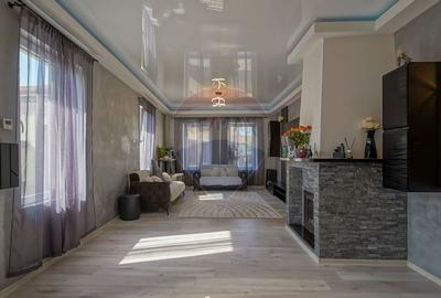 Casa / Vila Saseasca cu 6 camere de vanzare in Vulcan, Brasov - 3