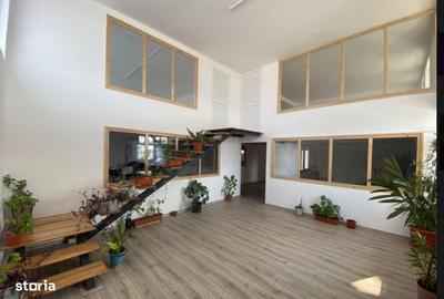 Spațiu comercial, de 1,590 mp, în Central - 14