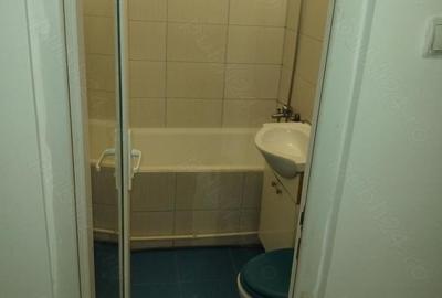 Garsonieră decomandată în Brădești - 4
