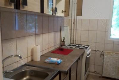 Apartament cu 2 camere decomandat în Apărătorii Patriei - 2