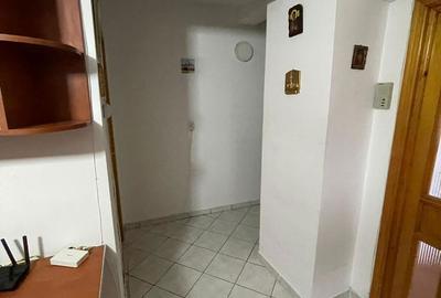 Apartament cu 3 camere decomandat în George Enescu