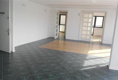 Birou, de 48 mp, în Central - 13