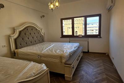 Apartament cu 5 camere semidecomandat, mobilat în P-ța Universității - 2
