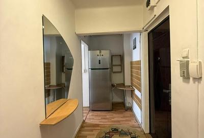 Apartament cu 3 camere semidecomandat în Central - 8