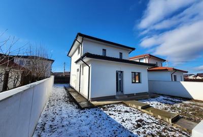 Casă individuală cu 4 camere cu Canalizare în Miroslava - 13