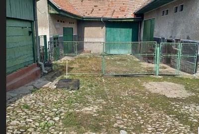 Casă cu 4 camere în Central - 3