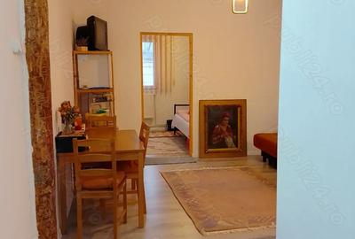 Apartament cu 2 camere semidecomandat în Central - 18